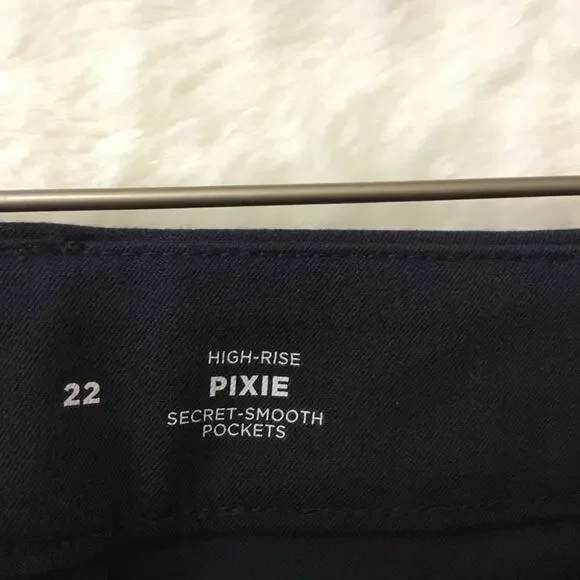 Old-Navy Navy Classic Pants - Picture 4 of 11